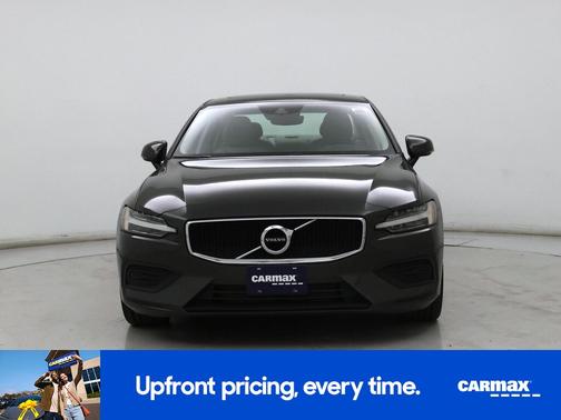 2019 Volvo S60 T6 Momentum