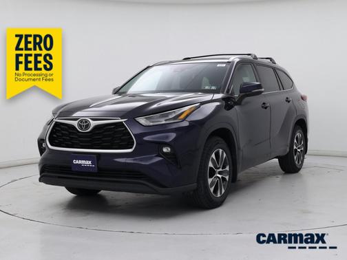Blue 2021 Toyota Highlander XLE