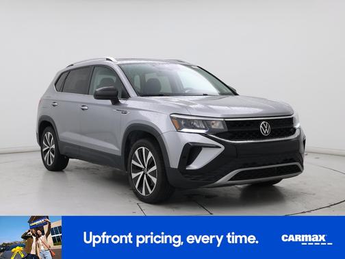 Silver 2022 Volkswagen Taos SE