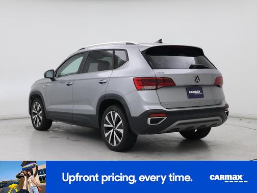 Silver 2022 Volkswagen Taos SE