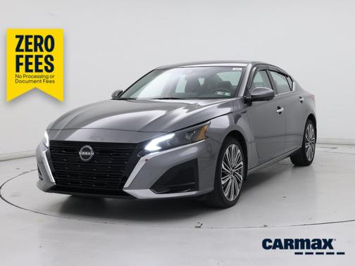 Gray 2023 Nissan Altima SL