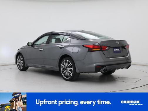 Gray 2023 Nissan Altima SL