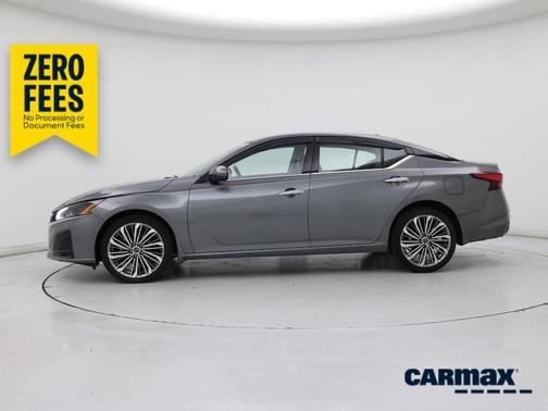 Gray 2023 Nissan Altima SL