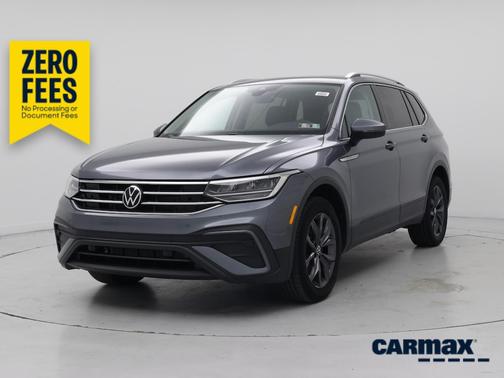 Gray 2023 Volkswagen Tiguan SE