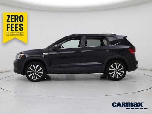 Black 2022 Volkswagen Taos SE