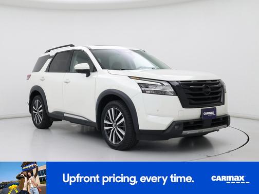 2022 Nissan Pathfinder Platinum
