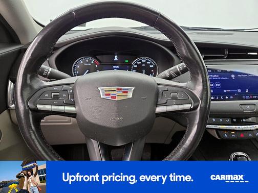 2022 Cadillac XT4 Luxury