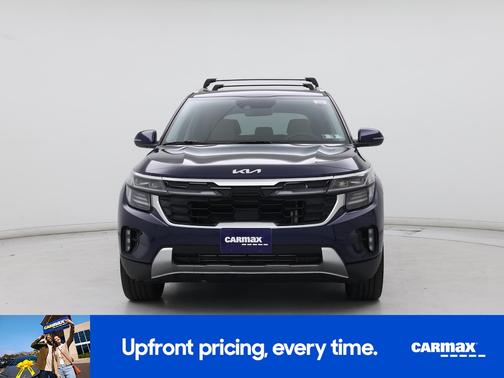 Blue 2024 Kia Seltos SX