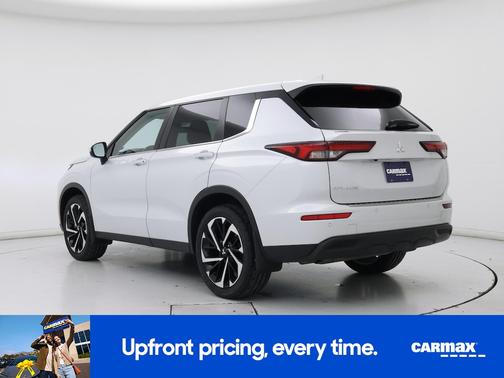 2022 Mitsubishi Outlander ES