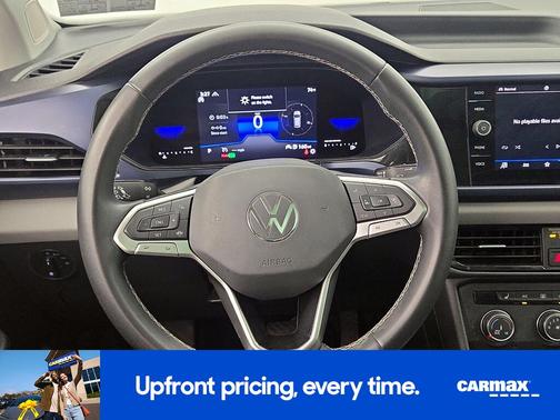 Gray 2022 Volkswagen Taos SE