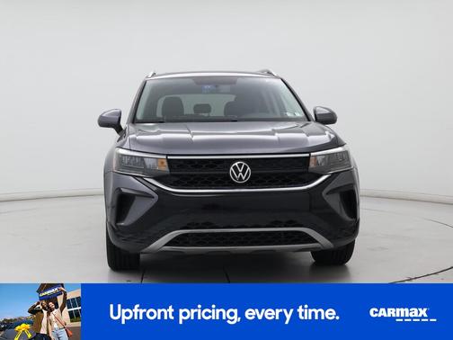 Gray 2022 Volkswagen Taos SE