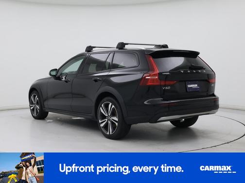 2023 Volvo V60 Cross Country B5 Plus