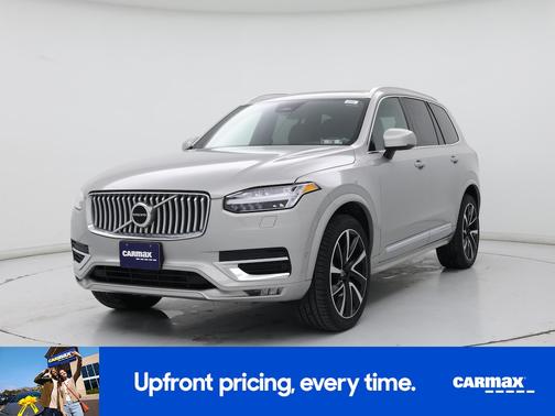 2023 Volvo XC90 B6 Plus