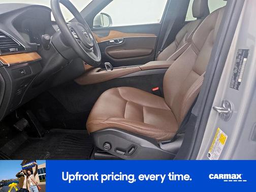 2023 Volvo XC90 B6 Plus