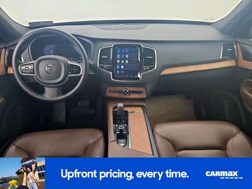 2023 Volvo XC90 B6 Plus