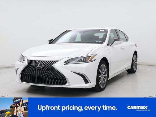 White 2019 Lexus ES 350 Luxury