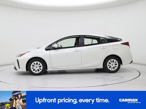 2019 Toyota Prius LE