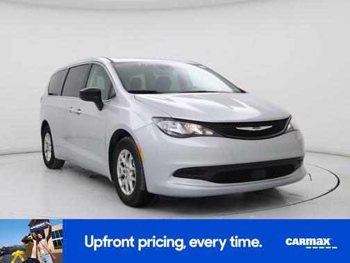 2024 Chrysler Voyager LX