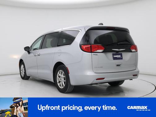 2024 Chrysler Voyager LX