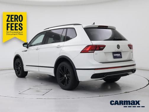 White 2024 Volkswagen Tiguan SE R-Line Black