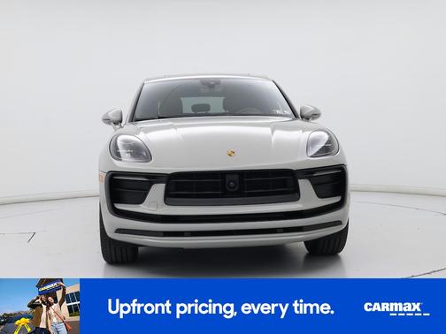 2023 Porsche Macan T