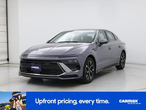 Gray 2025 Hyundai SONATA SE