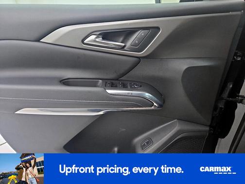 Black 2025 Chevrolet Traverse LT
