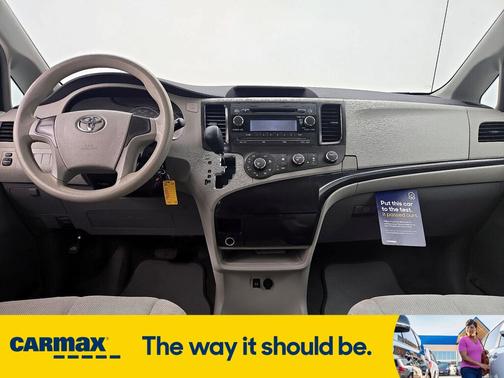 2014 Toyota Sienna L