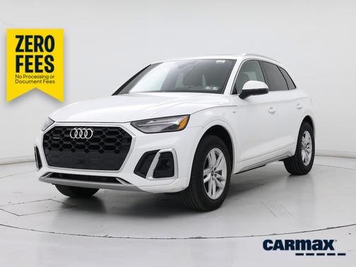 White 2023 Audi Q5 S-Line Premium