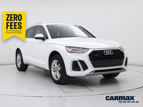 White 2023 Audi Q5 S-Line Premium