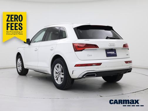White 2023 Audi Q5 S-Line Premium