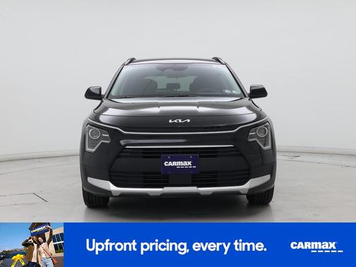 Black 2023 Kia Niro EX