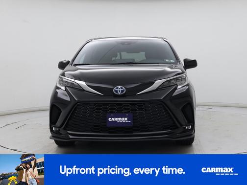 Black 2021 Toyota Sienna XSE