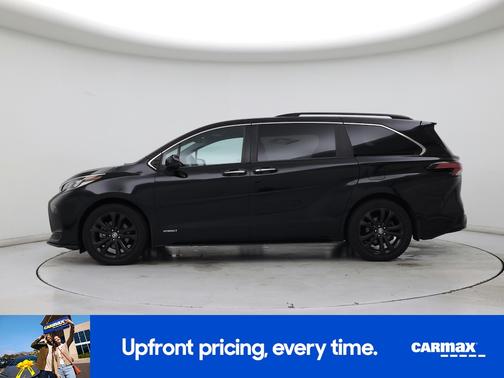 Black 2021 Toyota Sienna XSE