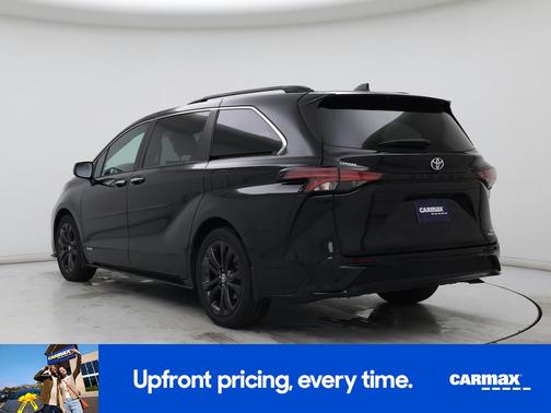 Black 2021 Toyota Sienna XSE