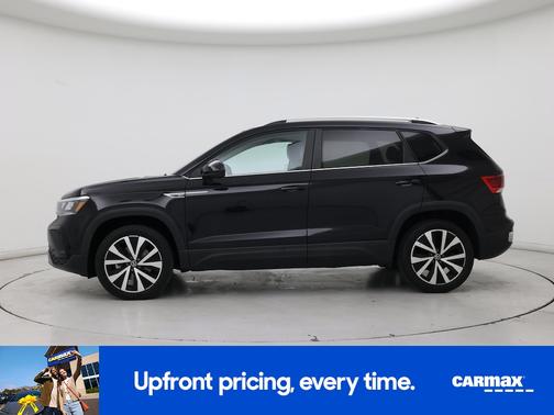 Black 2022 Volkswagen Taos SE