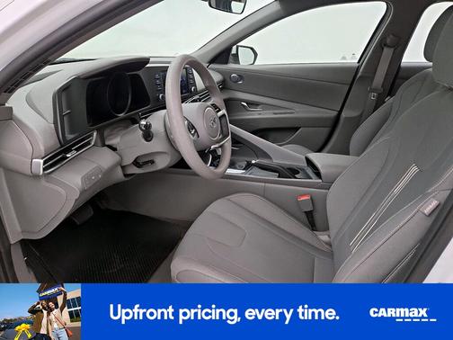 White 2021 Hyundai ELANTRA SEL