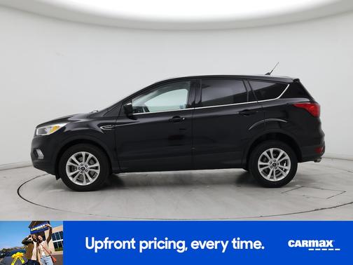 Black 2019 Ford Escape SE