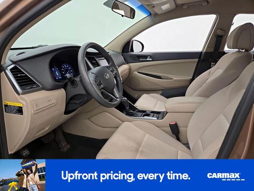 Brown 2016 Hyundai TUCSON SE