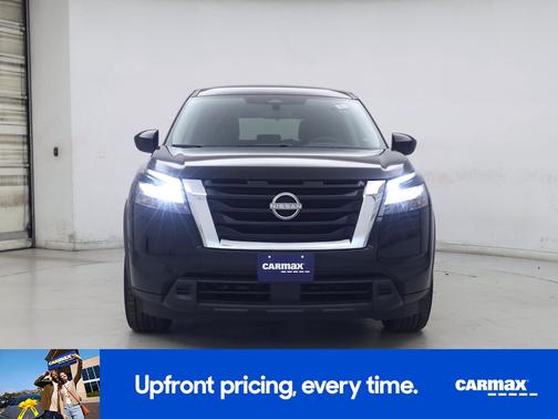 Black 2023 Nissan Pathfinder S