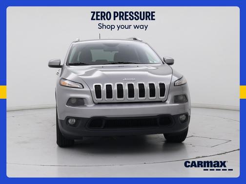 Silver 2017 Jeep Cherokee Latitude
