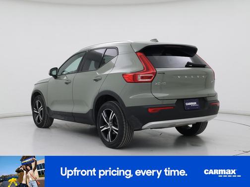 2023 Volvo XC40 B5 Core
