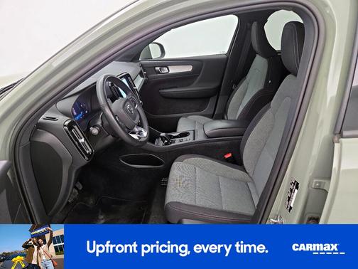 2023 Volvo XC40 B5 Core