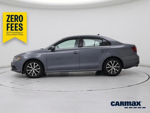 Gray 2017 Volkswagen Jetta SE
