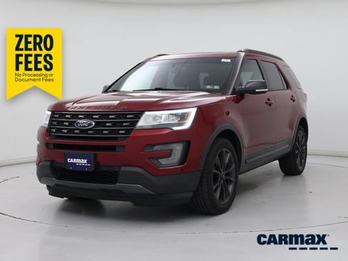 Burgundy 2017 Ford Explorer XLT