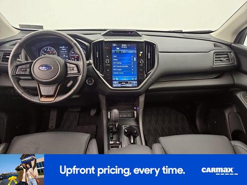 White 2025 Subaru Ascent Bronze Edition