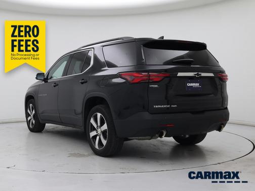 Black 2022 Chevrolet Traverse LT Leather