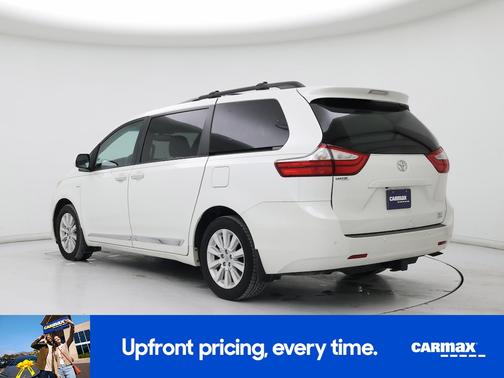 2016 Toyota Sienna XLE
