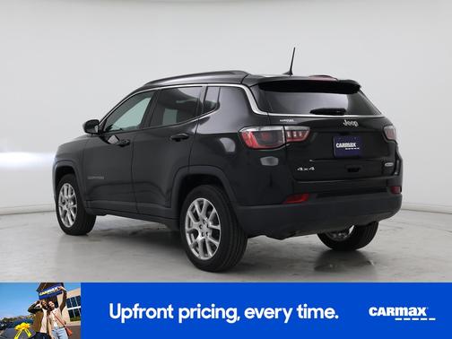 Black 2024 Jeep Compass Latitude Lux