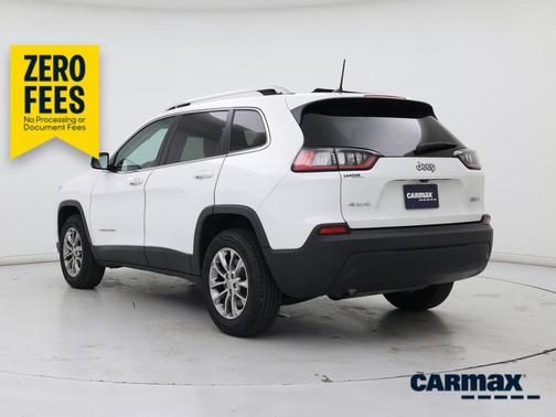 White 2019 Jeep Cherokee Latitude Plus
